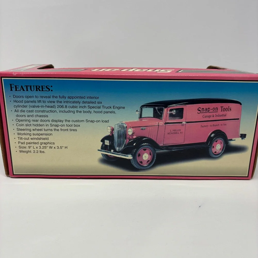 Snap-on Tools 1935 Chevrolet 1 1/2 Ton Panel Truck Crown Jewels Collection Red